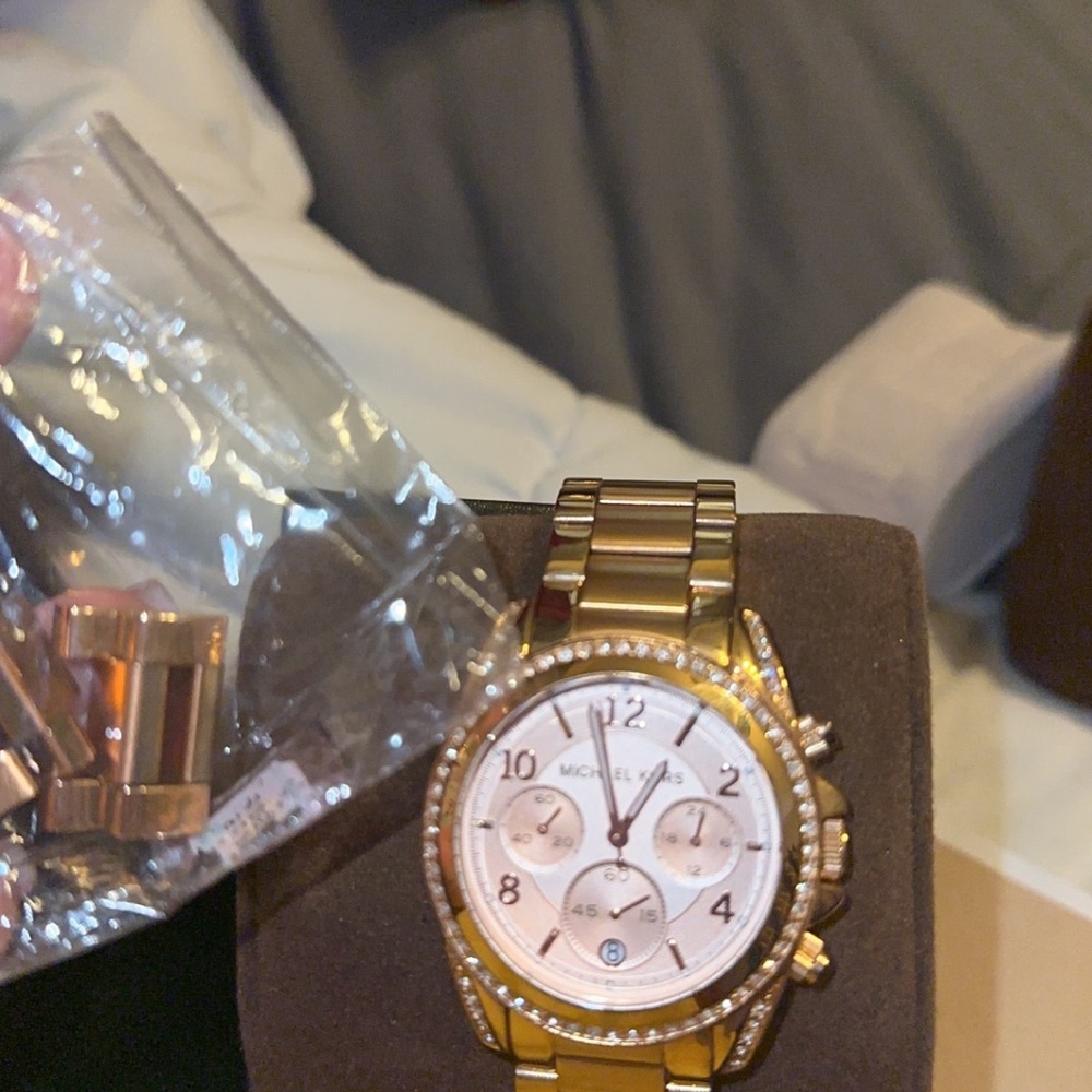 Michael kors watch - Picture 3 of 3